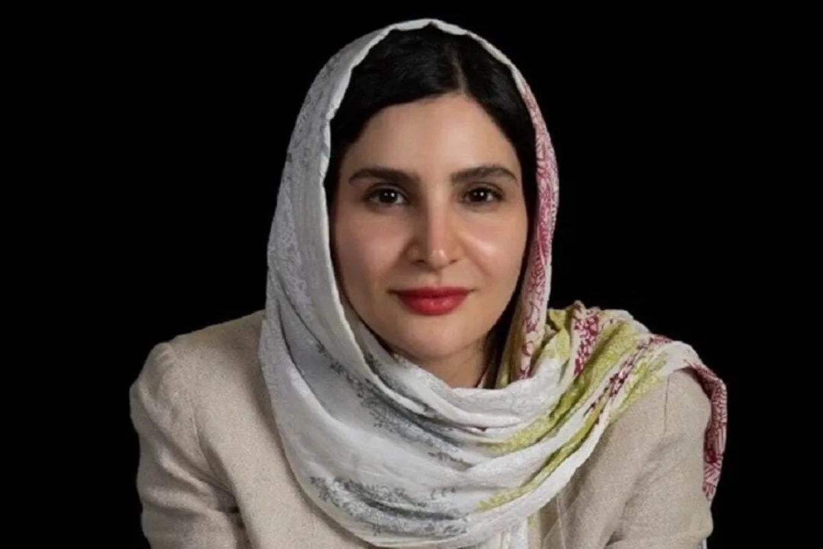 نورا هاشمی به گروه بازیگران نمایش «برای فروش» پیوست