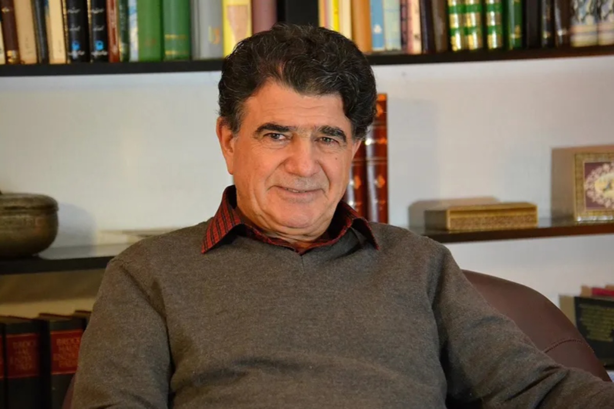 کتاب «سرود سیاوش» روایتی مستند از سالهای آغازین فعالیت هنری محمدرضا شجریان منتشر شد کتاب «سرود سیاوش» روایتی مستند از سالهای آغازین فعالیت هنری محمدرضا شجریان منتشر شد